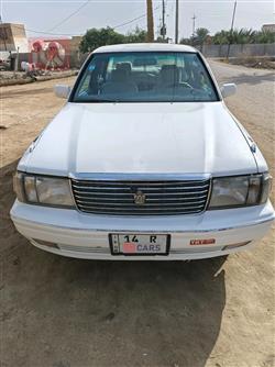 تۆیۆتا کراون